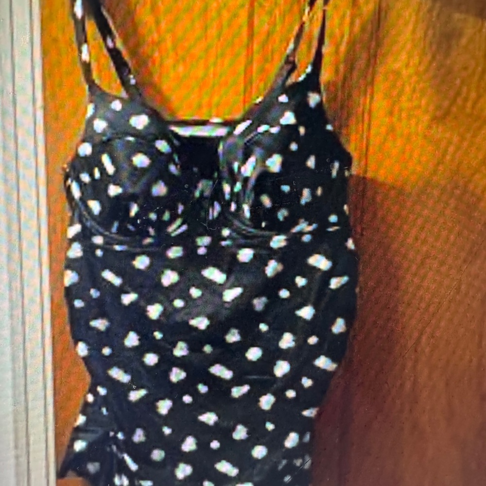 Black and White Polka Dot Tankini Top